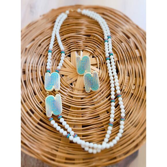 Vintage 80s Necklace/Earring Set Ceramic White Turquoise Happy Fun Accessories - Picture 1 of 9
